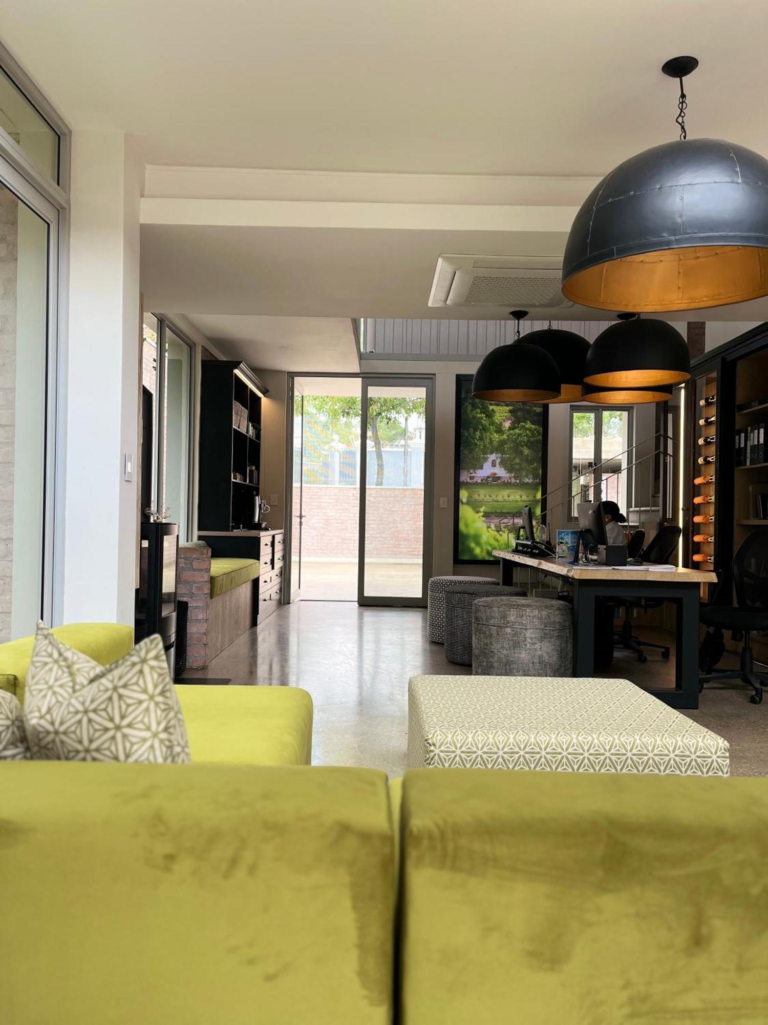 The Windhoek Luxury Suites المظهر الخارجي الصورة